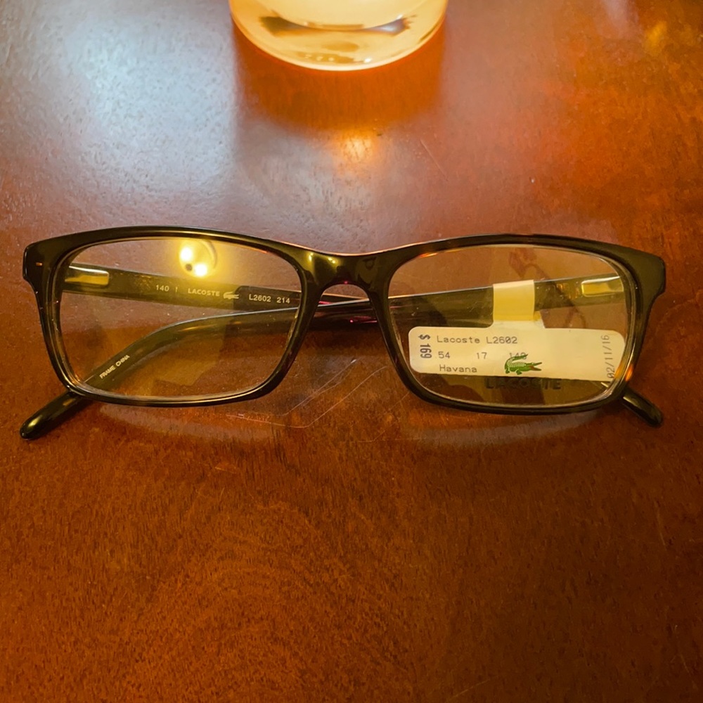Lacoste glasses L2602